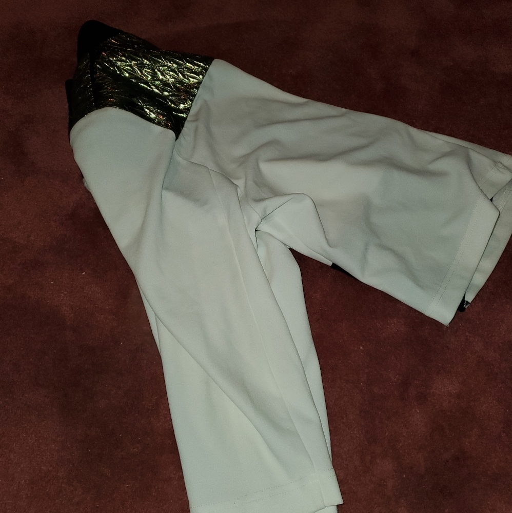 vest - Picture 2 of 2
